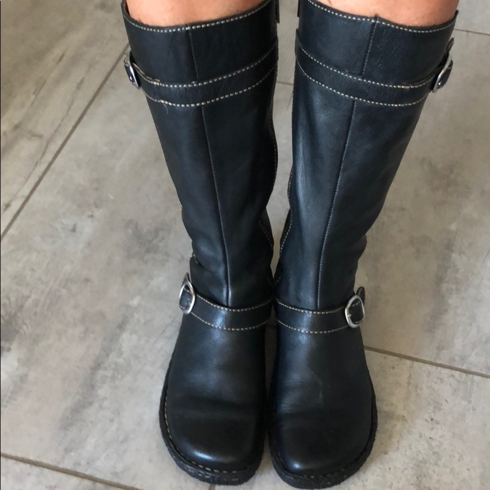 Born black boots.